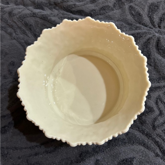 Lenox Ivory Cream Woodland Candy/Nut/Bon Bon Bowl Scallop Edge Vintage Porcelain - Picture 2 of 3
